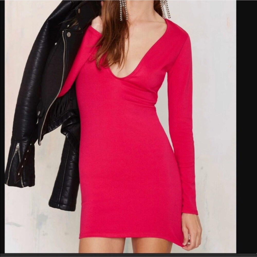 Nasty Gal Fuschia dress. NWT. Sz Lg.